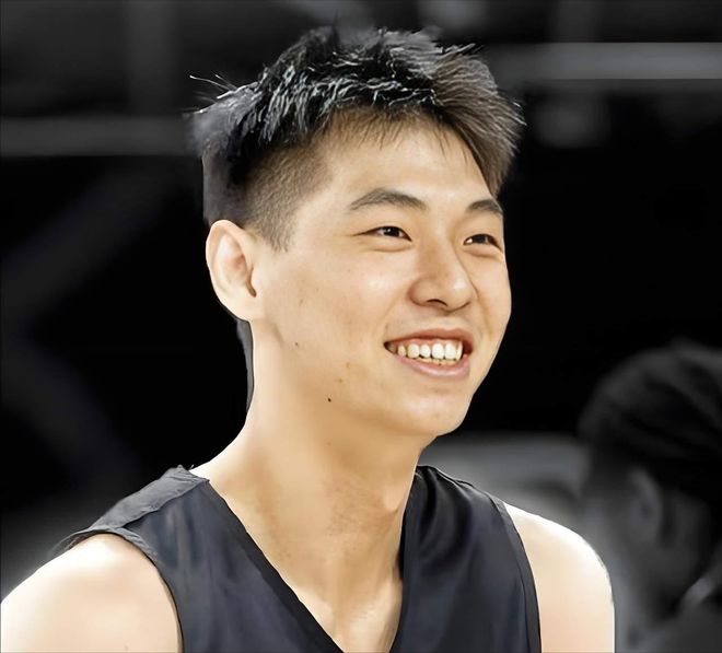 廣東男籃賺大瞭！崔永熙復出，徐傑15中14，薩林傑盛贊杜鋒