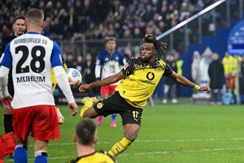 德甲：汉堡1比1多特蒙德