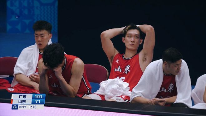 恥辱47分！鞏曉彬再度發火，山東男籃被打懵瞭：2項數據令人憤怒