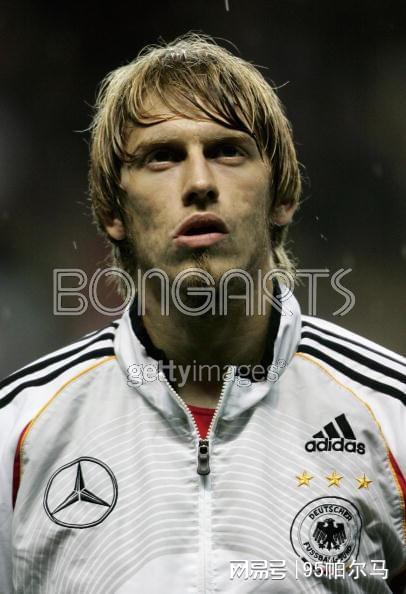 昙花一现的天才，14岁拒绝拜仁，19岁拒绝英格兰，27岁拒绝点球