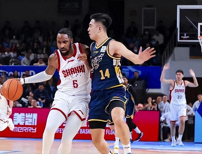 徐昕大獲好評，賽後發佈會話裡有話？球迷：疑似暗諷老東傢不專業