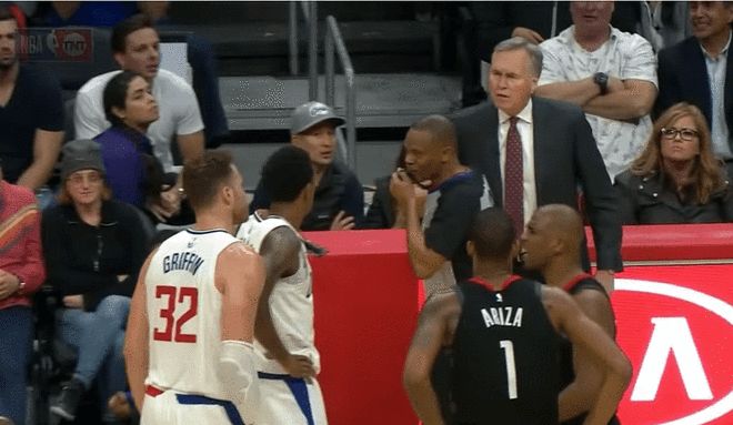 當年火箭快船沖突，保羅曾想闖快船更衣室