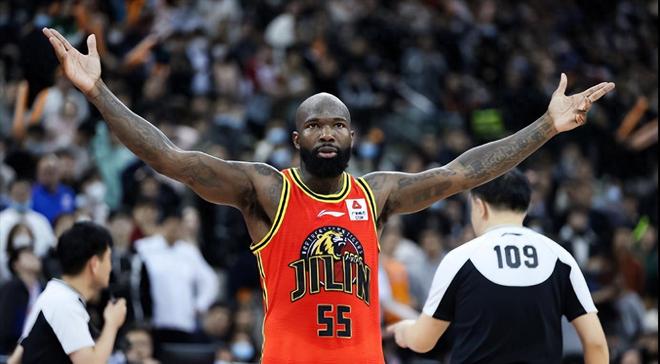 暫時不來CBA！超級外援拒絕多傢俱樂部合同，上賽季場均30+10