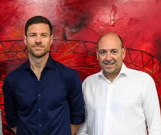 勒沃库森CEO卡罗：阿隆索在皇马孤立无援，而这里永远欢迎他