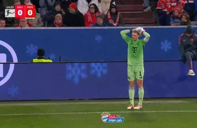 这才是主业，诺伊尔对阵美因茨的比赛中亲自投掷界外球