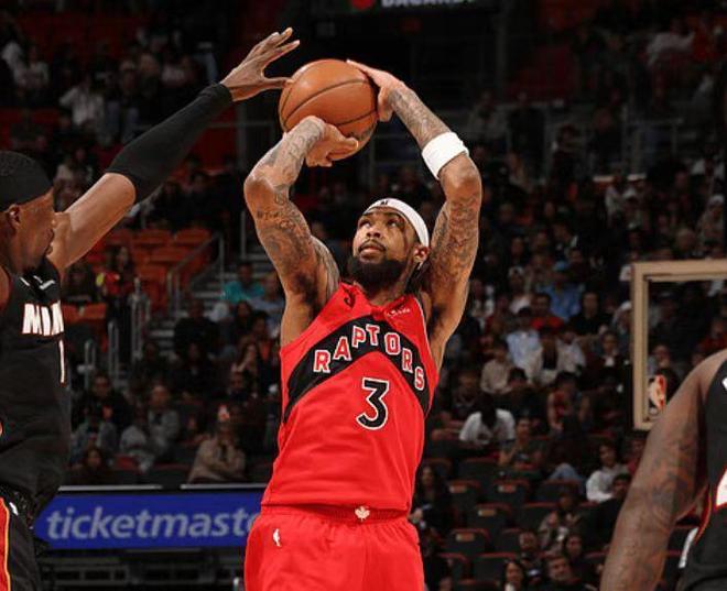 鶯歌28+5+5猛龍逆轉送熱火5連敗 熱巴20+10約維奇重摔傷退