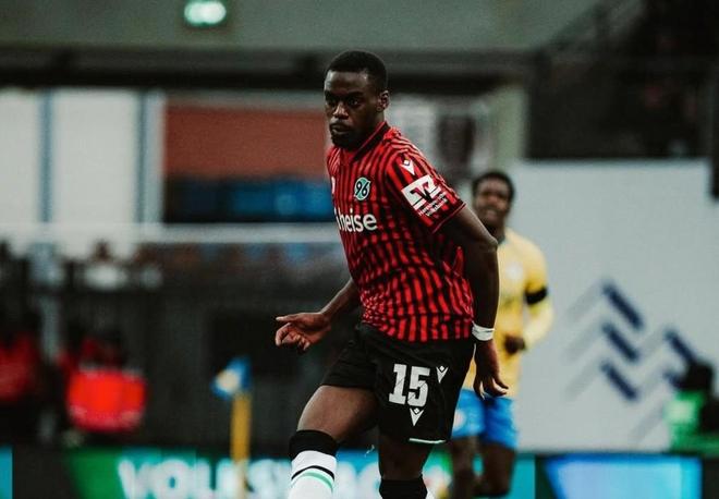 德转：汉诺威小将阿塞科身价暴涨至德乙第3，拜仁能250万回购